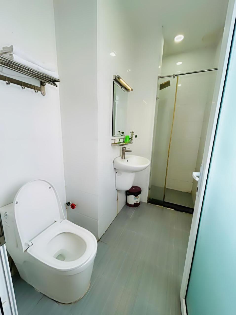 Ngoi Sao Nho Hotel Хошимин Экстерьер фото