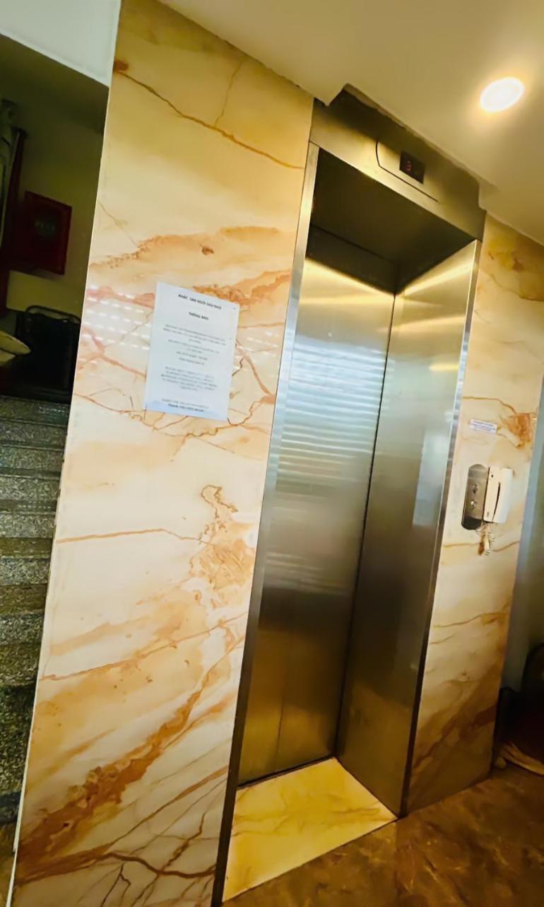 Ngoi Sao Nho Hotel Хошимин Экстерьер фото