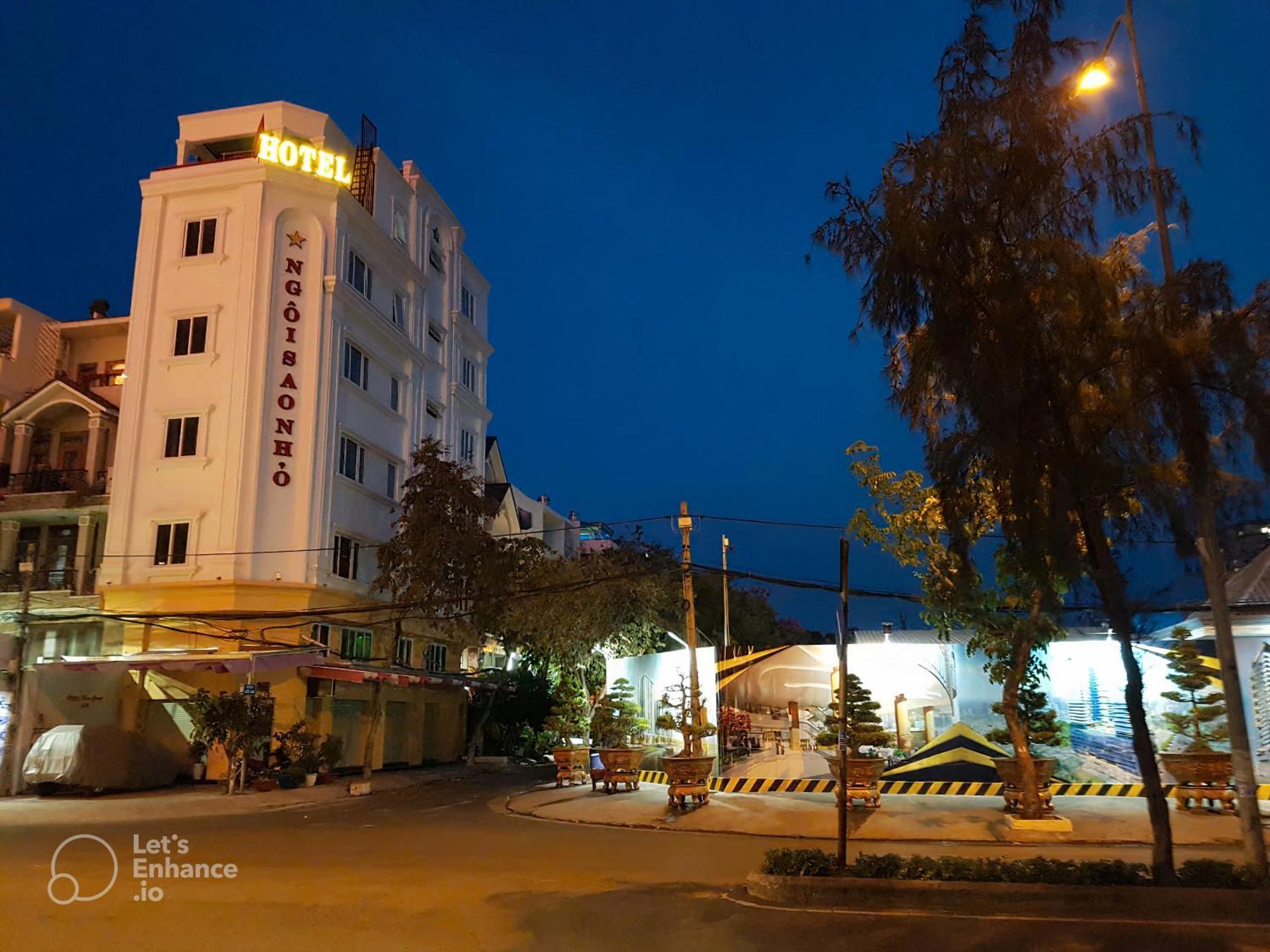 Ngoi Sao Nho Hotel Хошимин Экстерьер фото